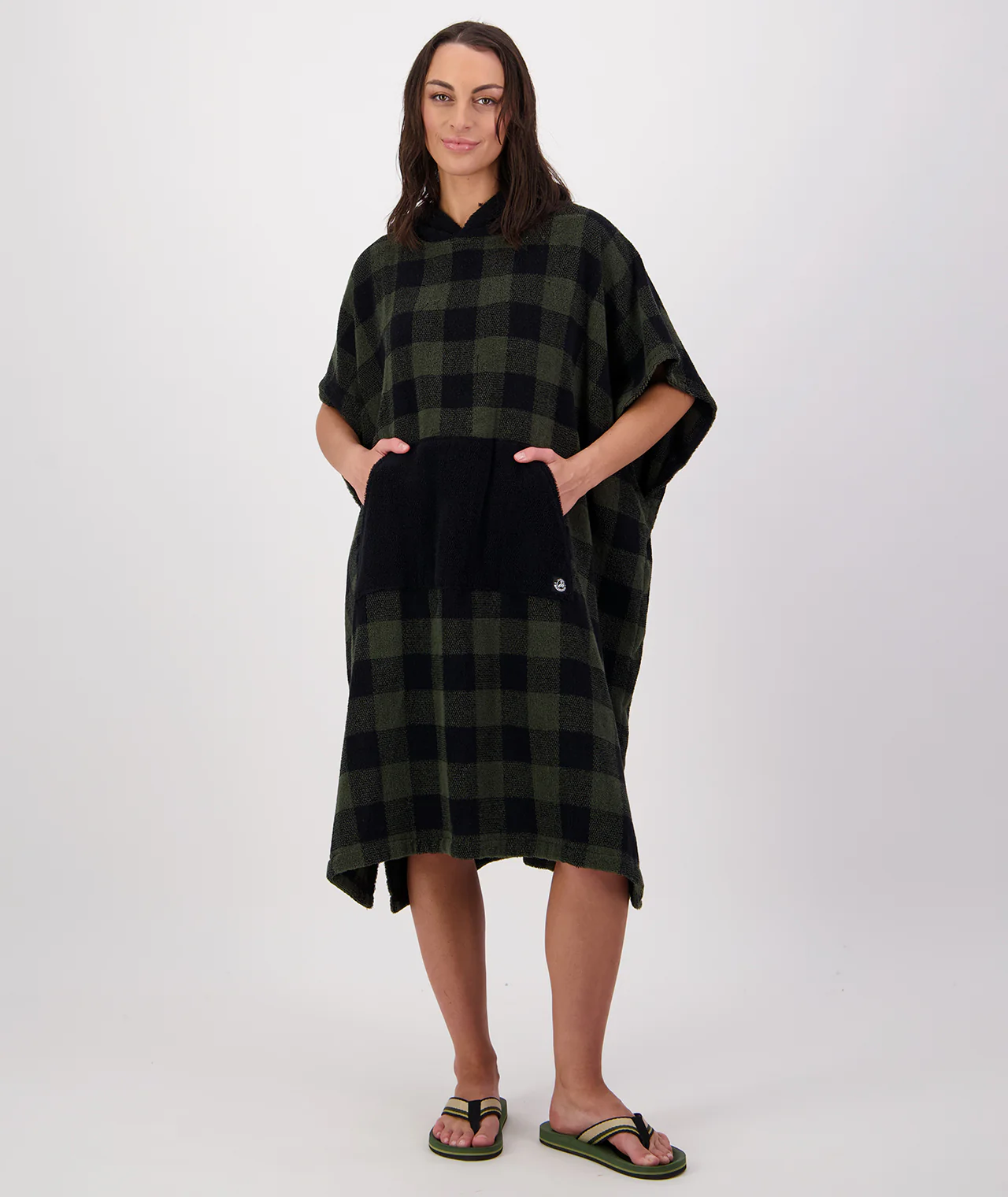 Sumner V3 Hooded Towel for Adults - Image 3