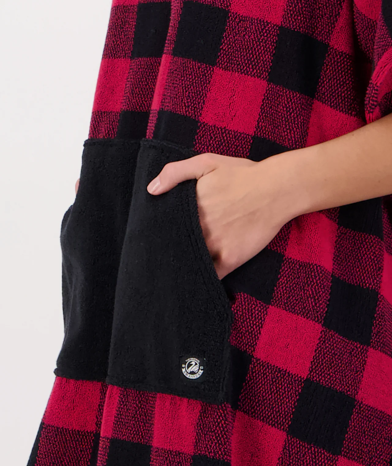 Sumner V3 Hooded Towel for Adults - Image 4