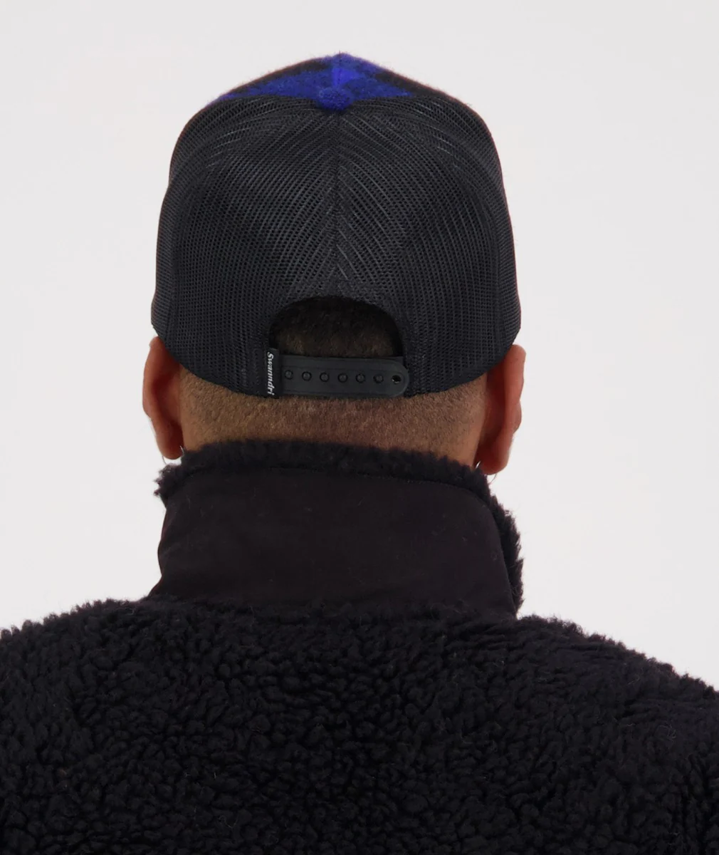Swanni Trucker Cap - Image 7