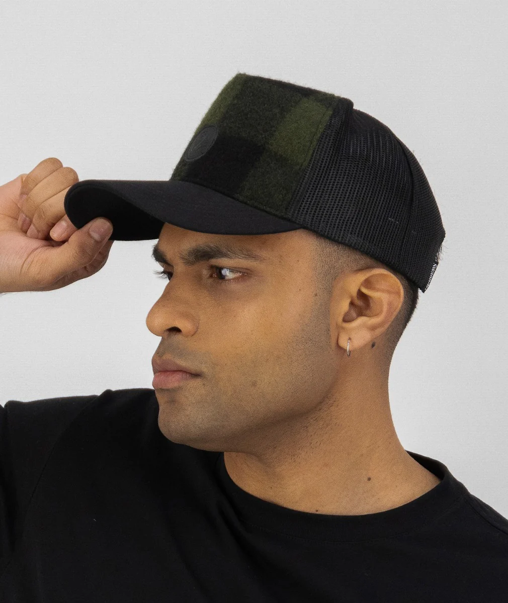 Swanni Trucker Cap - Image 4