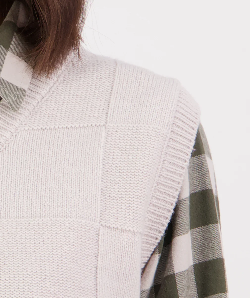Women's Chicago Check Vest - Image 6