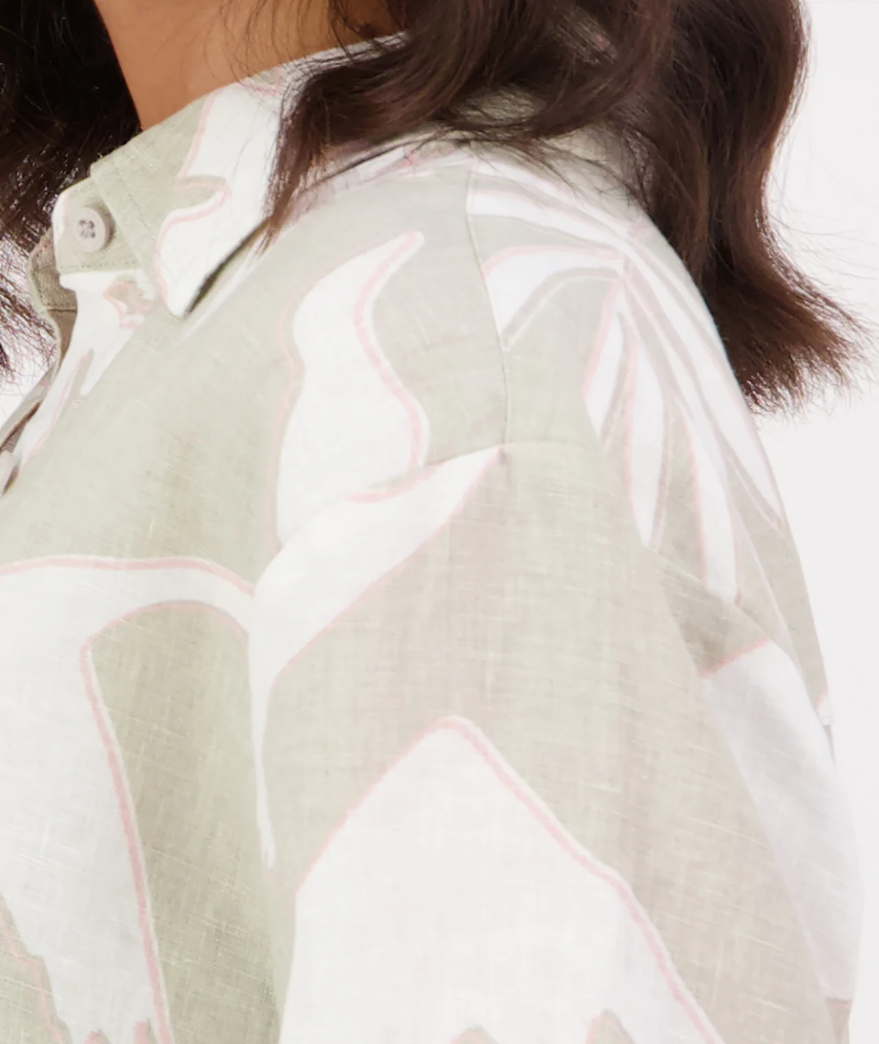 Women's Leafage Linen Short Sleeve Shirt - Image 5